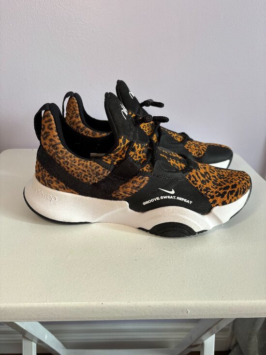 Nike Shoes - Womens Nike SuperRep Groove "Leopard" Shoes Size 10